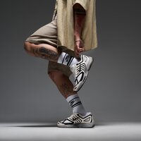 Męskie buty NIKE AIR PEGASUS 2005 hq5403-003 kolor beżowy