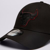 Damska  czapka z daszkiem NEW ERA CZAPKA METALLIC OUTLINE 940 BULLS CHICAGO BULLS 60435146 kolor czarny