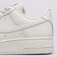 Damskie buty NIKE W AIR FORCE 1 '07 LO NJ im6485-121 kolor beżowy