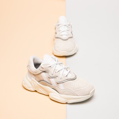 ADIDAS OZWEEGO