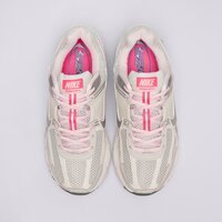 Damskie buty NIKE W ZOOM VOMERO 5 GCEL CN  fn3695-001 kolor różowy
