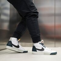 Męskie buty NIKE BLAZER MID '77 PREMIUM fb8889-100 kolor biały