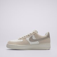 Damskie buty NIKE W AIR FORCE 1 LO SR ii7650-121 kolor beżowy