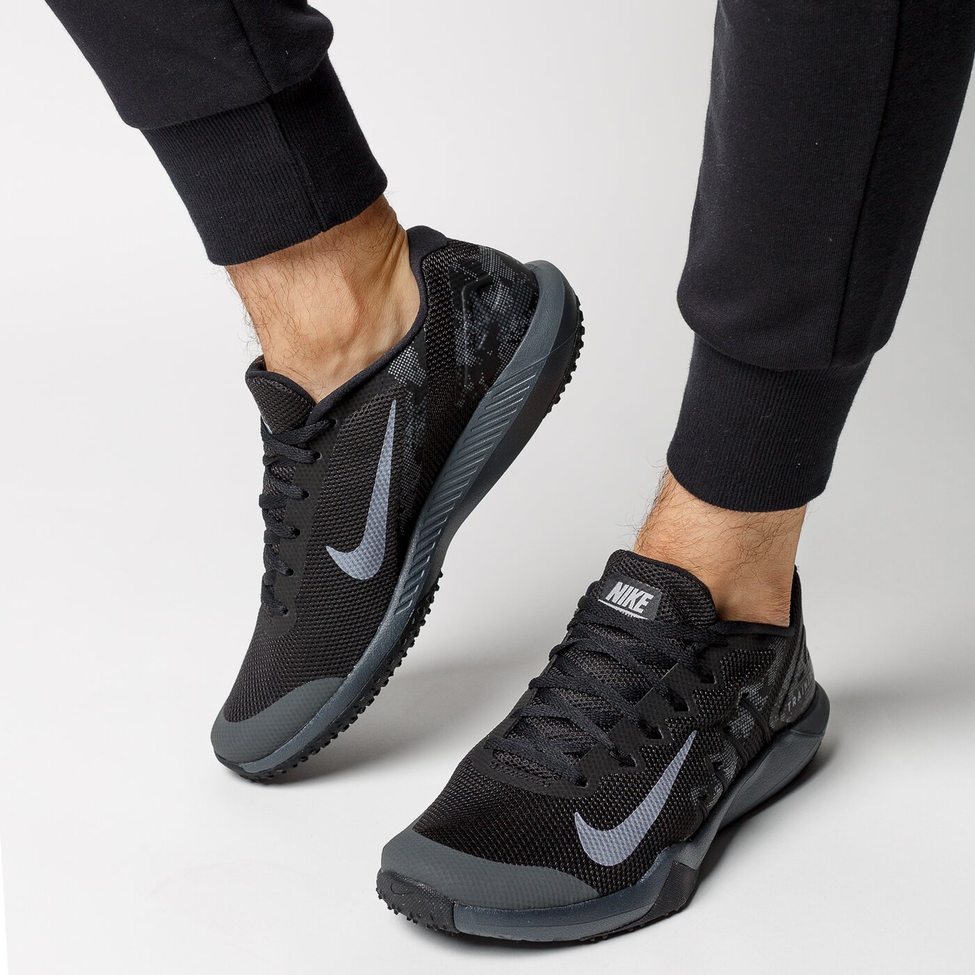 nike training aa7063