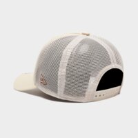 Męska czapka z daszkiem NEW ERA CZAPKA DENIM LEATHER PATCH TRUCKER NONE 60856333 kolor beżowy