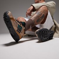Męskie buty ADIDAS RESPONSE CL TR id1030 kolor brązowy