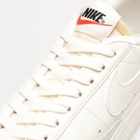 Damskie buty NIKE BLAZER LOW PLATFORM dj0292-105 kolor biały