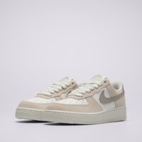 Damskie buty NIKE W AIR FORCE 1 LO SR ii7650-121 kolor beżowy