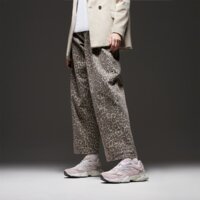 Damskie buty NEW BALANCE U9060V1 u9060lbc kolor różowy