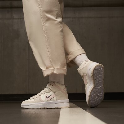 NIKE WMNS DUNK HIGH UP