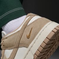 Damskie buty NIKE WMNS DUNK LOW SE io4244-101 kolor kremowy