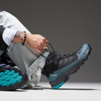 Męskie buty outdoor ADIDAS TERREX SKYCHASER AX5 MID GTX jq2206 kolor szary