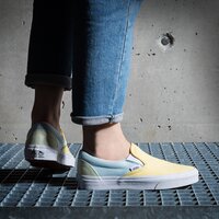 Trampki damskie VANS UA CLASSIC SLIP-ON vn000xg8atd1 kolor multicolor