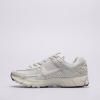 Męskie buty NIKE ZOOM VOMERO 5 bv1358-001 kolor szary