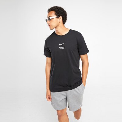 NIKE T-SHIRT SWOOSH TEE BLK TEE