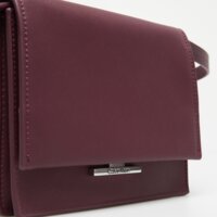 Damska torba CALVIN KLEIN TOREBKA RE-LOCK CONV SHOULDER BAG SHINY k60k612559vlp kolor bordowy