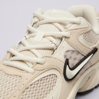 Damskie buty NIKE V5 RNR SUEDE ii6294-100 kolor brązowy