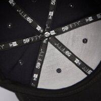 Męska czapka z daszkiem NEW ERA CZAPKA MLB AC PERF 5950 NYY NEW YORK YANKEES OTC 12572841 kolor granatowy