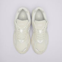 Męskie buty NEW BALANCE 2002R  u2002rwh kolor biały