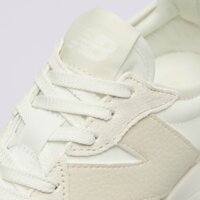 Damskie buty NEW BALANCE 327 V1  ws327nkd kolor beżowy