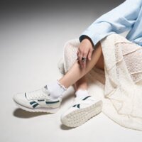 Damskie buty REEBOK GLIDE 100246054 kolor beżowy