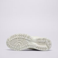 Męskie buty NEW BALANCE 2002R  u2002rwh kolor biały
