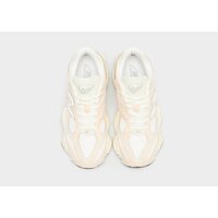 Damskie buty NEW BALANCE 9060  u9060wna kolor pomarańczowy