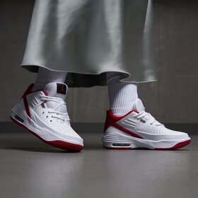 JORDAN MAX AURA 5 BG