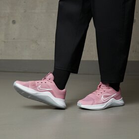 NIKE MC TRAINER 