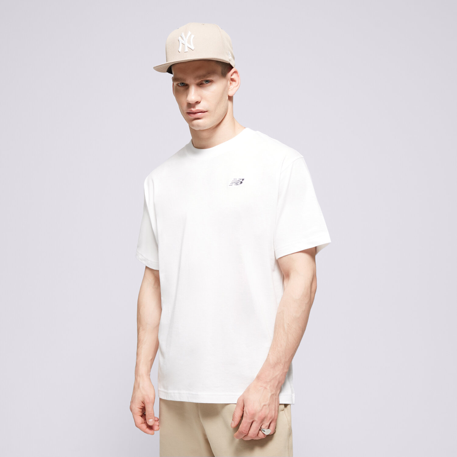 NEW BALANCE T SHIRT SMALL LOGO