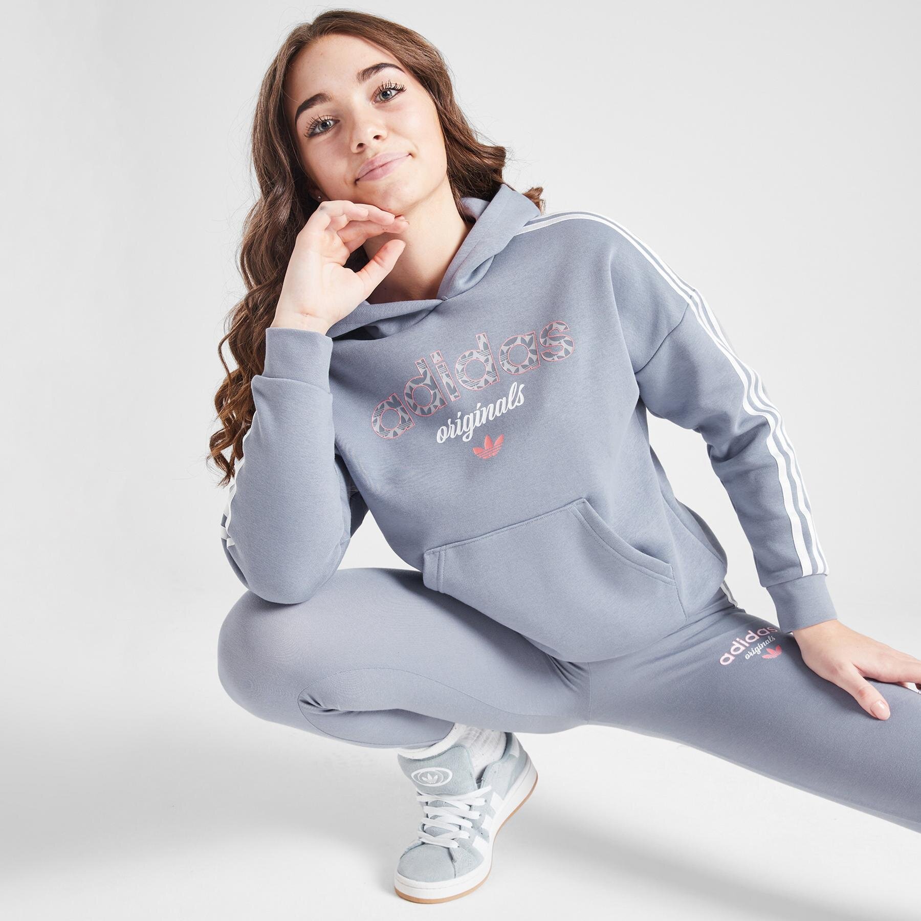 ADIDAS BLUZA Z KAPTUREM G VRSITY AOP FILL HD VIO G