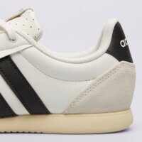 Damskie buty ADIDAS BARREDA LO ki6726 kolor biały