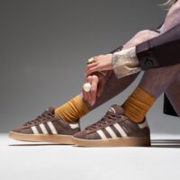 Damskie buty ADIDAS CAMPUS 00S W jq8320 kolor brązowy