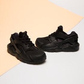 NIKE AIR HUARACHE 