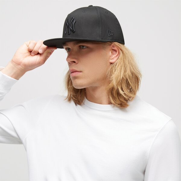 damskie akcesoria czapki z daszkiem Damskie NEW ERA MLB NEW YORK YANKEES 9FIFTY SNAPBACK CAP BASIC 9FIFT 11180834 kolor CZARNY
